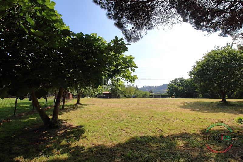 Foto 3b5cbc01-d8c1-4f81-a969-f485c4d7dfd3. Casa amb calefacció a Cabueñes Gijón