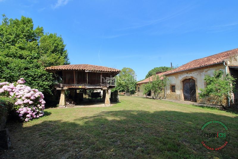 Foto 69535f91-9797-45f3-a99f-3018c8412881. Casa amb calefacció a Cabueñes Gijón