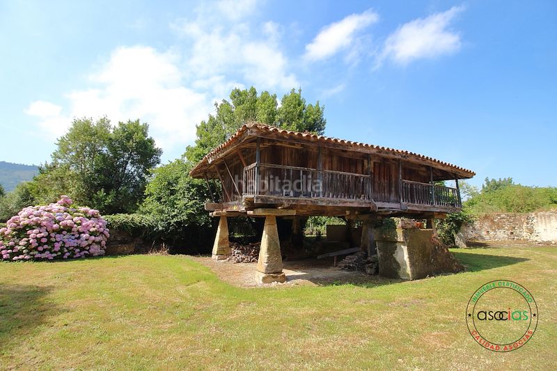 Foto 7a130ea2-55fb-4f27-9492-6e12120bdaa7. Casa amb calefacció a Cabueñes Gijón
