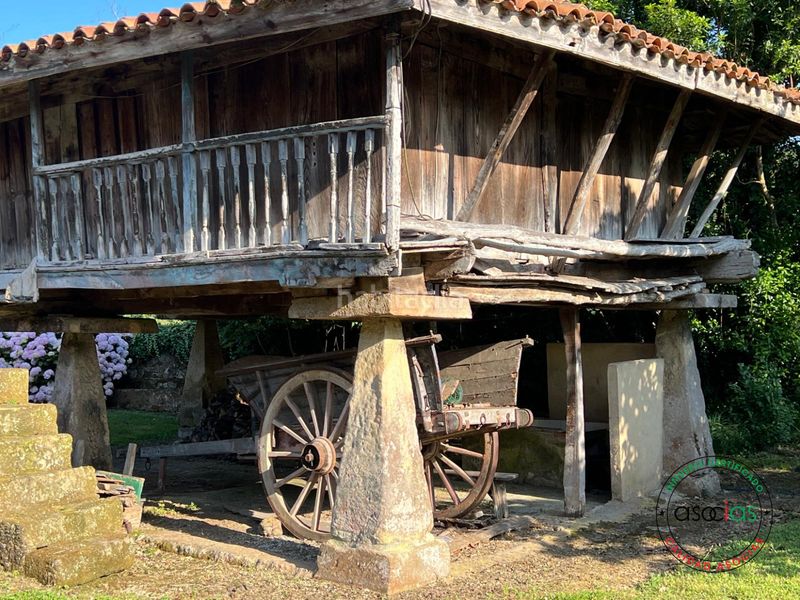 Foto bd726021-d99f-4a8e-9d53-1de2eb6b4a27. Casa amb calefacció a Cabueñes Gijón