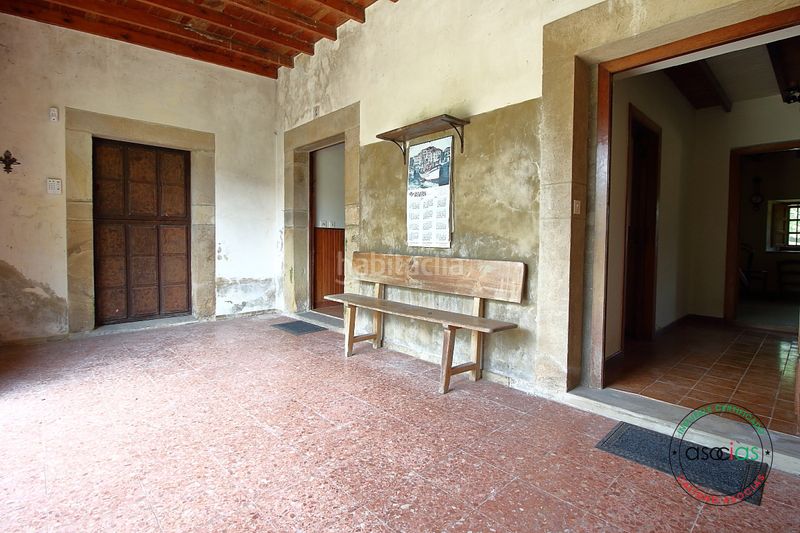 Foto f1c1bbad-aba3-4baf-8fe7-93f840197a4c. Casa amb calefacció a Cabueñes Gijón