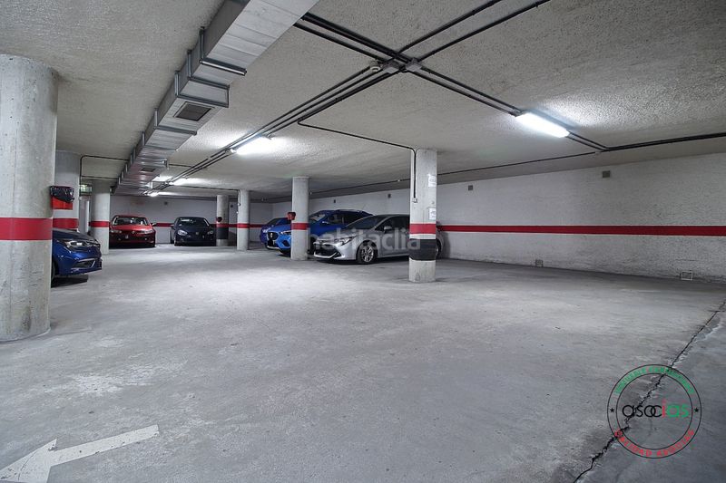 Foto d1da2d9c-b776-4d9c-bc5d-0b3b7636ec19. Pis amb calefacció aparcament a El Natahoyo Gijón