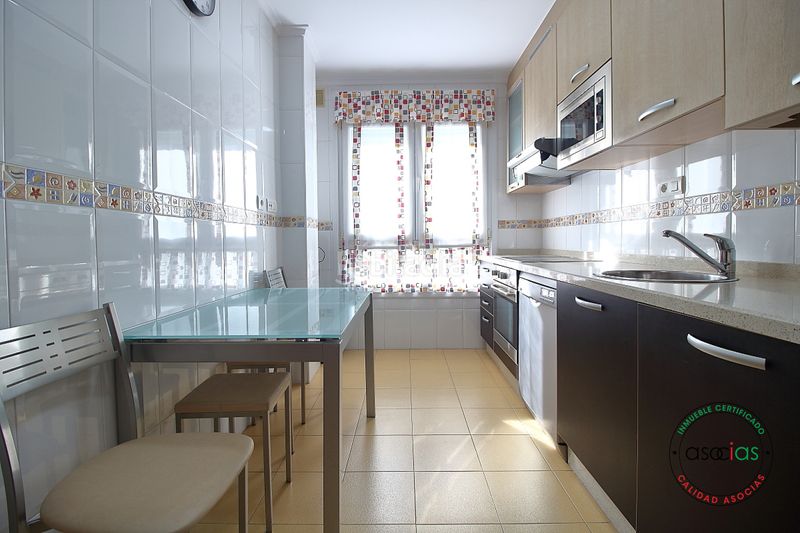 Foto e9de7fac-0dd6-4a04-b280-1021a471ec49. Pis amb calefacció aparcament a El Natahoyo Gijón