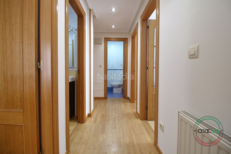 Foto f930d043-8eaf-4708-bd3d-b38991caa039. Pis amb calefacció aparcament a El Natahoyo Gijón