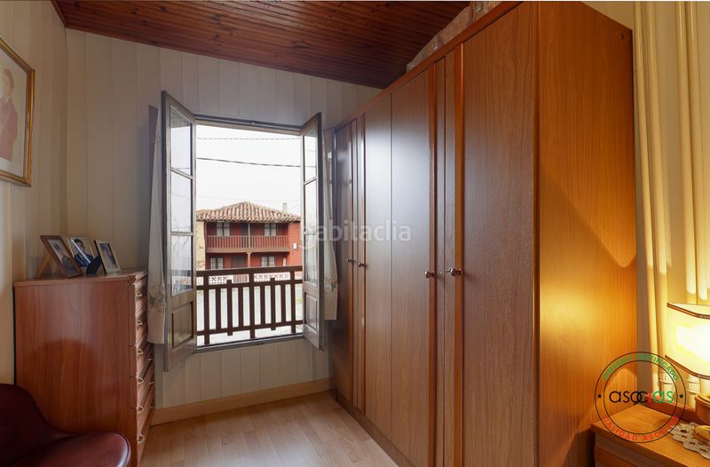 Foto 4d51886f-27f8-46a3-a2d8-5f1471b13a0c. Casa amb calefacció a Parres