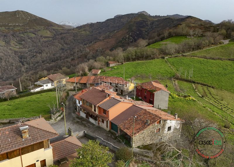 Foto 7273ab49-e647-4541-9545-9162bb754c79. Casa amb calefacció a Parres