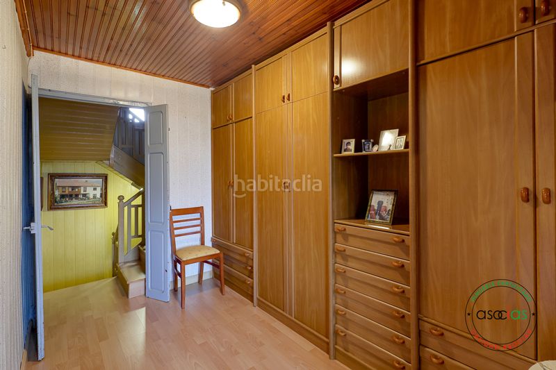 Foto bacff724-be8e-4a92-a921-b4a12f5cf1c1. Casa amb calefacció a Parres