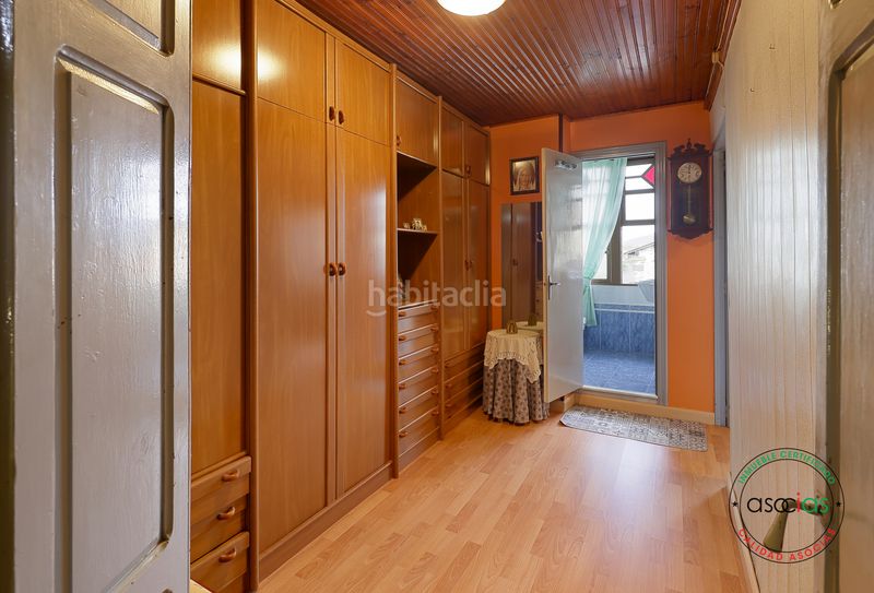 Foto ed5331ff-2377-4274-ad67-ba1c1e0a6b16. Casa amb calefacció a Parres