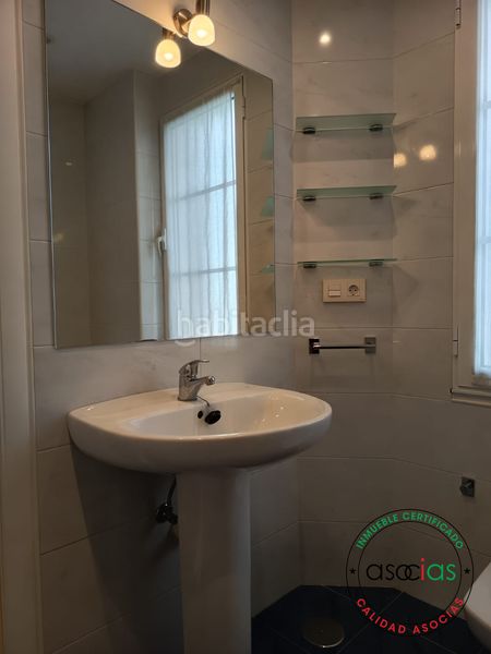 Foto 1054c775-add6-4d6d-aefa-e0beb7b4a4a7. Alquiler piso alquiler de piso exclusivo junto al paseo de begoña en el Centro en Gijón