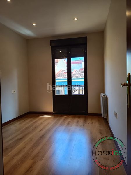Foto 54da810b-b678-4e6a-a05f-6fb568756aea. Alquiler piso alquiler de piso exclusivo junto al paseo de begoña en el Centro en Gijón