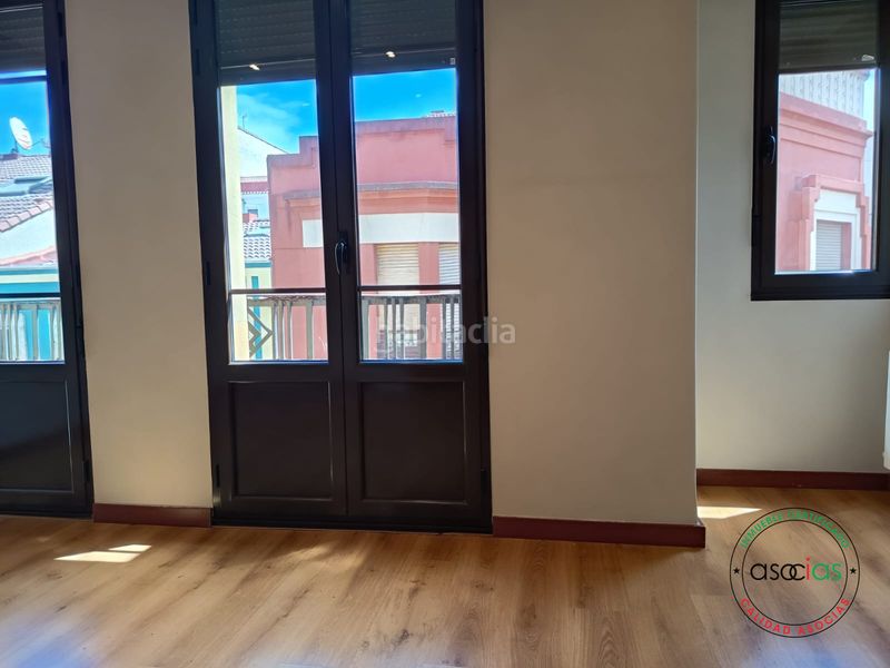 Foto 711c3843-0aa2-454b-aaae-76df5a58293e. Alquiler piso alquiler de piso exclusivo junto al paseo de begoña en el Centro en Gijón