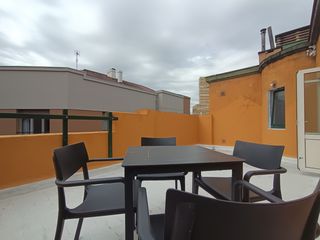 Miete Etagenwohnung  Gijón - contracay. Se alquila un coqueto pero funcional estudioático con una de las
