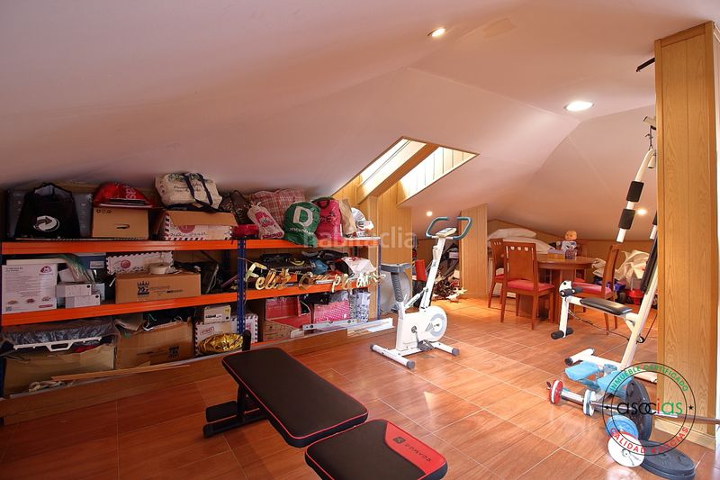 Foto 1d07f50e-6417-436b-95a3-4fd9f2d32891. Casa adosada en Mieres - av sama de 47 oportunidad hogar familiar, robusto y lleno de luz natural. localidad .ambiente entorno apacible, sereno y rodeado en Mieres