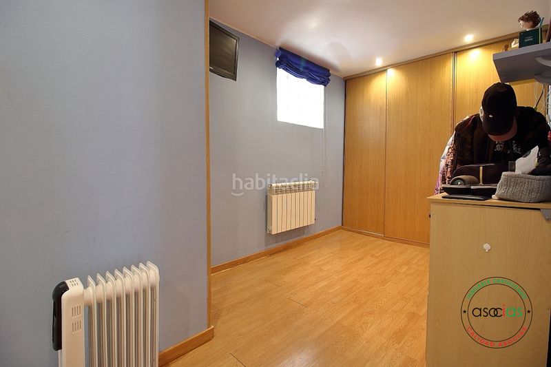 Foto 61836211-607f-45ac-99f8-f94acfefc462. Casa adosada en Mieres - av sama de 47 oportunidad hogar familiar, robusto y lleno de luz natural. localidad .ambiente entorno apacible, sereno y rodeado en Mieres