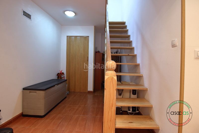 Foto 882574eb-f018-45d0-87bf-7399c1cfaa26. Casa adosada en Mieres - av sama de 47 oportunidad hogar familiar, robusto y lleno de luz natural. localidad .ambiente entorno apacible, sereno y rodeado en Mieres