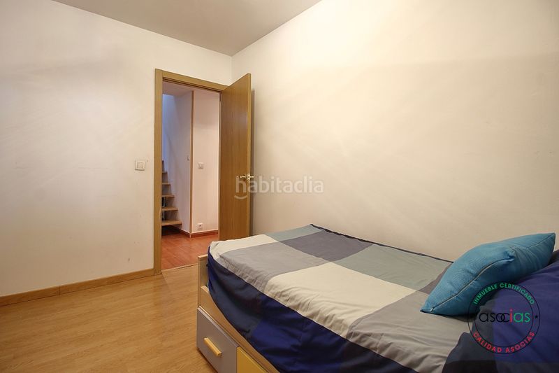 Foto e271d2e2-0ecc-46ef-8b30-04615ff2ff10. Casa adosada en Mieres - av sama de 47 oportunidad hogar familiar, robusto y lleno de luz natural. localidad .ambiente entorno apacible, sereno y rodeado en Mieres