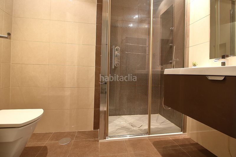 Foto 5b690995-4a78-43f2-94e0-718f7409b698. Alquiler piso estudio alquiler Centro de la ciudad con vistas c corrida en Gijón