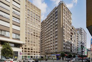 Pis  Gijón - pz nicanor piñole 3. Venta de piso de tres habitaciones en el centro de gijón