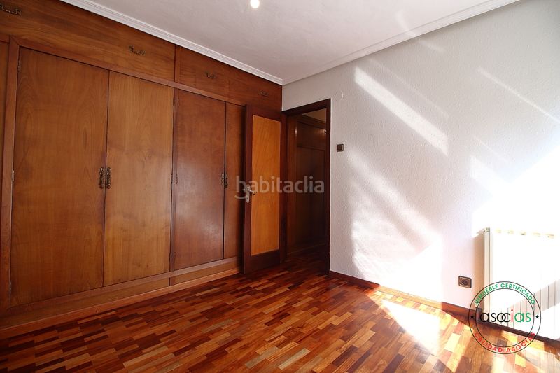 Foto a823137d-88a6-47cd-94f3-b38d0f740362. Pis amb calefacció a La Arena Gijón
