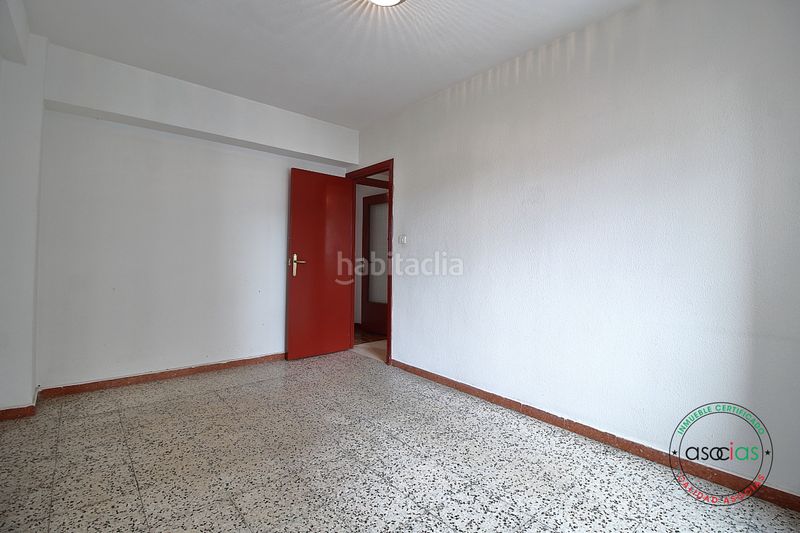 Foto ee08aae7-103e-4425-bfea-84cf229797e4. Etagenwohnung in Gijón - av torcuato fdez. miranda 2 in Gijón