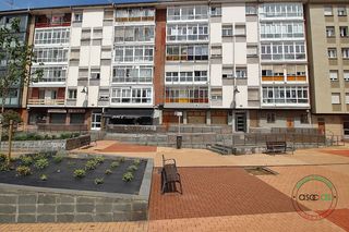 Local Comercial a Gijón - CL PUERTO RICO 25