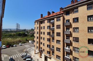 Etagenwohnung  Gijón - cl matilde de la torre 7. Venta de piso en roces con plaza de garaje y trasteros