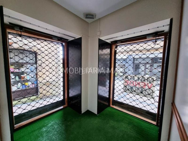 Foto d1515ff7-34bd-4fa4-9683-f99e86593cc8. Business premise in calle doctor francisco grande covián 1 in Colunga
