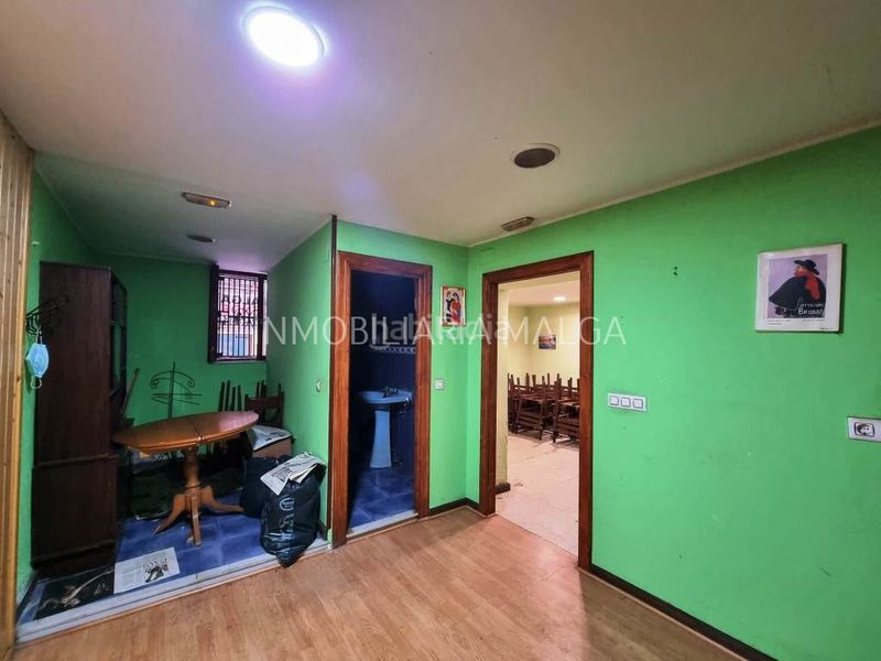 Foto f187abec-0008-4753-b3a5-8ead62a8c19e. Business premise in calle doctor francisco grande covián 1 in Colunga
