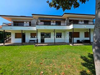 Casa a N/a. Se vende adosado de 80m2 a tan solo 1 min. caminando de la playa