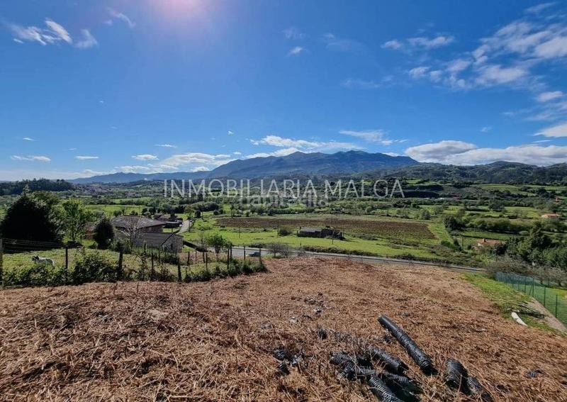 Foto 2d448157-0d4e-47df-8655-ef405e94dee4. Terrain résidentiel dans barrio el fonduxu 31 dans Colunga