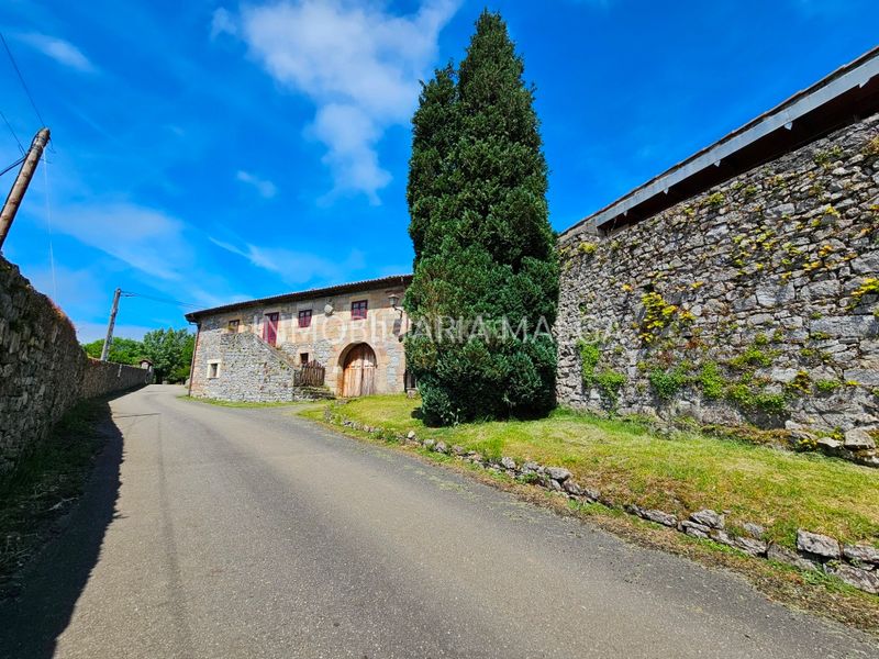 Foto d84ef43b-fee3-4137-92d7-9fdfa07a1dcb. Maison dans lugar la calle 5 dans Selorio - Tornón Villaviciosa