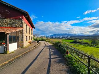 Casa en Caserio la rasa 12. Casa rústica en madera y piedra con un terreno de unos 3.800m2 e