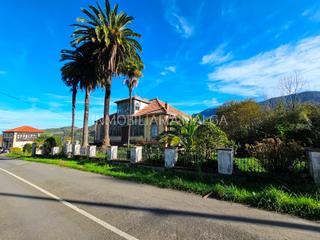 Casa en Barrio d'arriba 6. ¡descubre el encanto de esta bonita casa de indianos de 1909 en