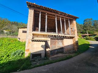 Casa en Aldea poladura 205a. Establo de piedra para reformar con un trozo de terreno en la zo