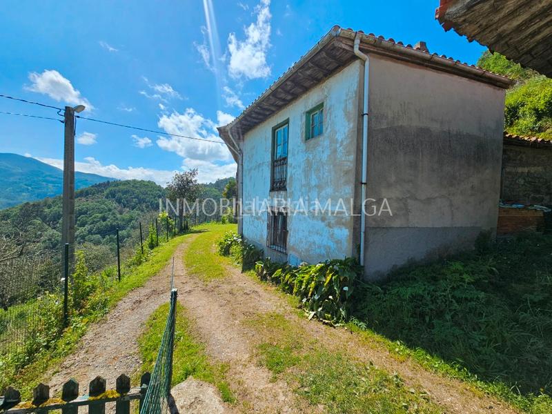 Foto ddc121e8-2f5b-4a55-aee4-70e7675b64e9. House in aldea los toyos 230a in Colunga