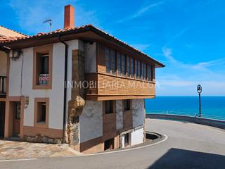 Casa en Barrio san josé 32. ¡oportunidad única en lastres! casa con encanto y vistas al mar.