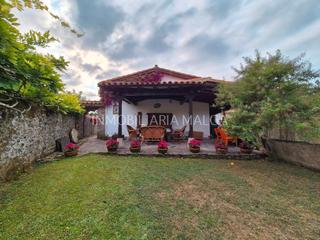 Chalet  Aldea coceña 41. Se vende casa con jardín en coceña, colunga – a 5 min de la play