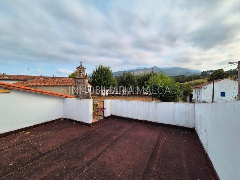 Foto 5fda9559-3400-4fe5-aee3-4199ed5e5902. Chalet en aldea coceña 41 se vende casa con jardín en coceña, – a 5 min de la playa. en Colunga