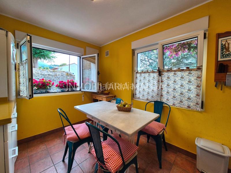 Foto e77778a5-d4ee-4dd6-8ab0-cce0635fad21. Chalet en aldea coceña 41 se vende casa con jardín en coceña, – a 5 min de la playa. en Colunga