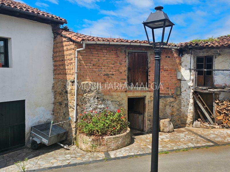 Foto 58c9d470-fdff-47e0-ba0b-1893e83afbc5. Casa a desconocido 144 a Caravia