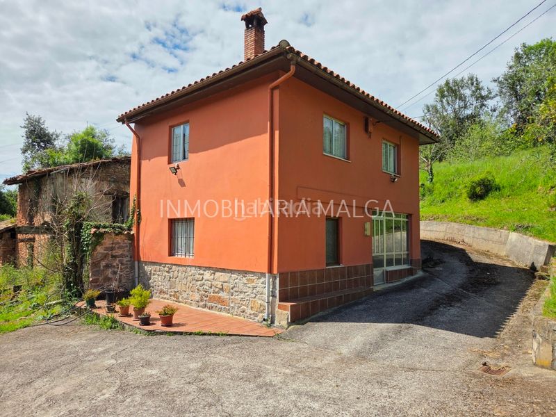 Foto 5b9cb6eb-e3e0-4dc9-8911-3ed0a9622bef. Casa in Colunga