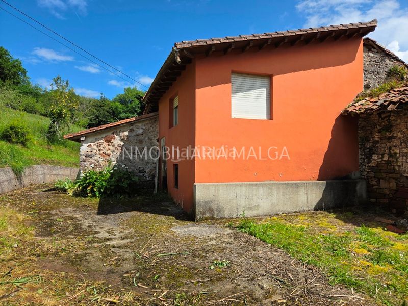 Foto 60e27afb-8285-4f16-9a7a-1f041f82f0bc. Casa in Colunga
