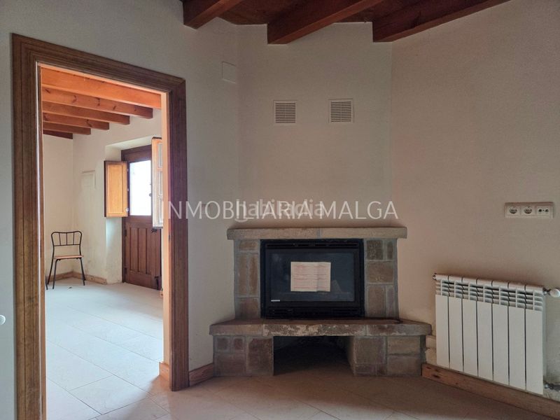 Foto f10292f6-7a4f-4050-8729-a3380508bedd. Casa con camino riscaldamento in Colunga
