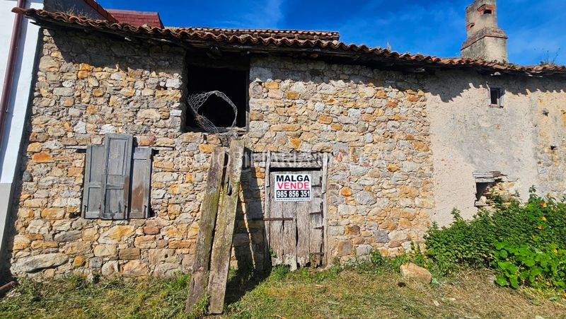 Foto b9f7ebfa-8424-4d19-9770-0e3ec2597638. Casa a carretera de loroñe 92 a Colunga