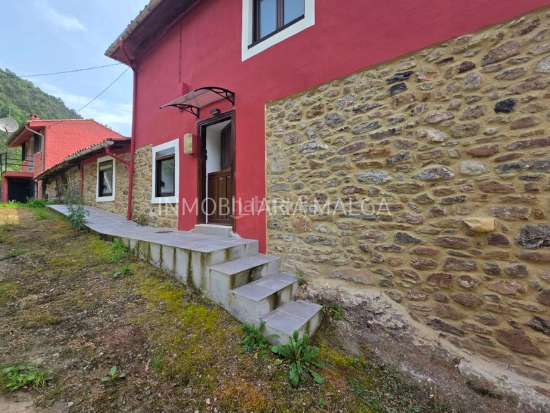 Foto 12424bdd-34d6-43c8-98d8-7572258bd797. Maison dans caserio aguera arriba 4 dans Colunga