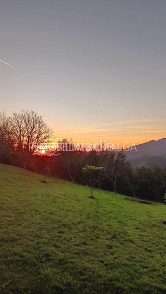 Foto 605f2856-4e32-46d1-9194-ceb4a68aa42b. Maison dans Colunga