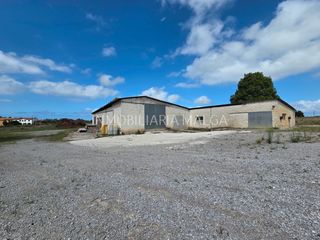 Nau industrial a Vv-4 5. Nave agricola con 16.000 m² de terreno en argüero (villaviciosa)