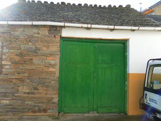 Casa en Lucillo. Casa en el pueblo maragato de lucillo