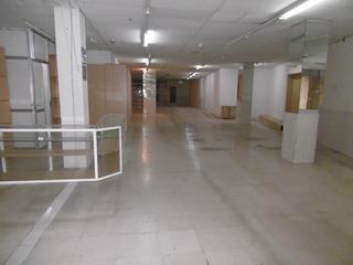 Location Local commercial  Astorga - cl. magin gonzalez revillo. Se alquila local grande en astorga