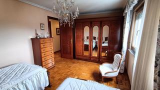 Piso  Avilés - eloy caravera. Amplia vivienda, con altura, exterior y muy soleada. totalmente